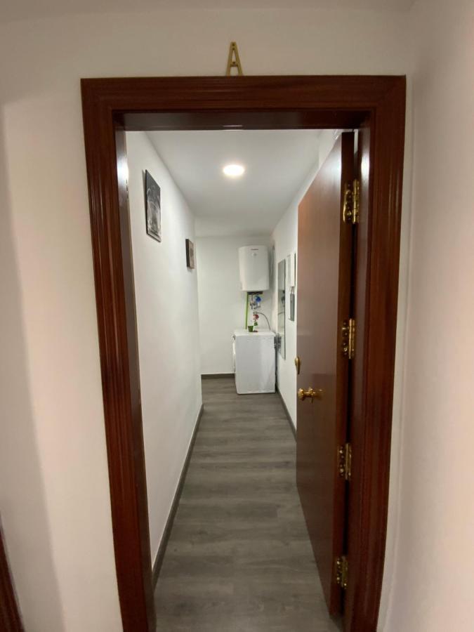 4 Capulino Apartamentos Малага Экстерьер фото